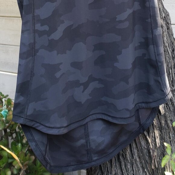 Lululemon Athletica Camo Set:  Tank with mesh and back vent and shorts - Picture 8 of 15